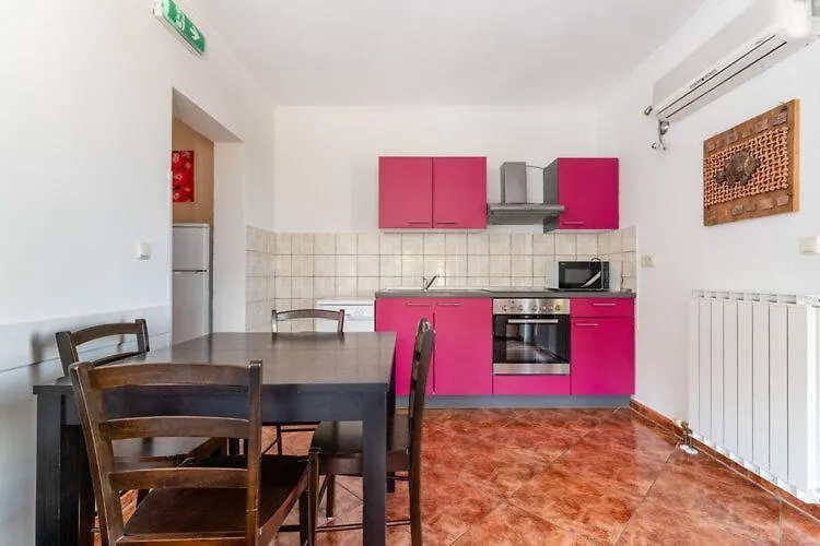Apartments Nika With Swimming Pool And Beautiful Sea View Dobreć
